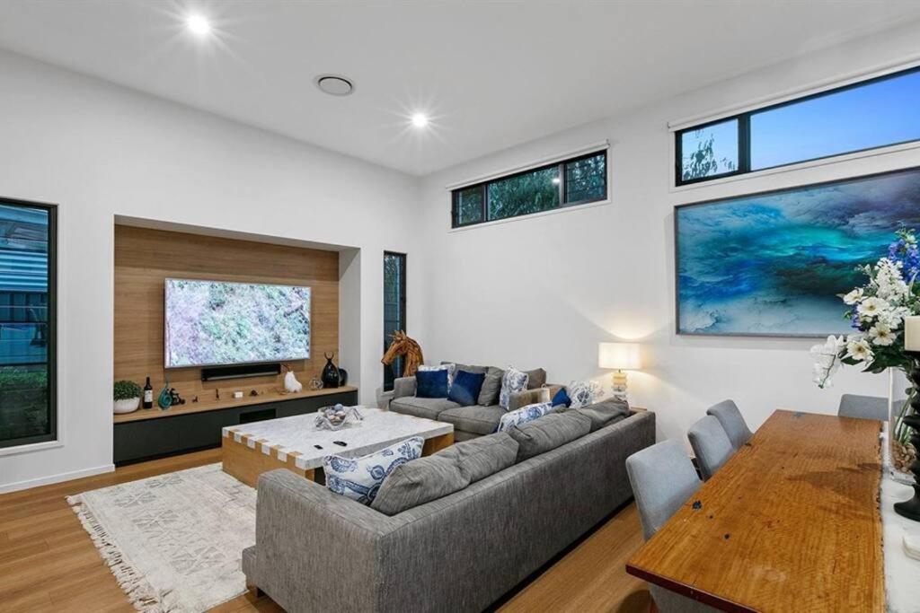 Beachside Buddina Luxury Family House 5 Bedrooms Exterior photo